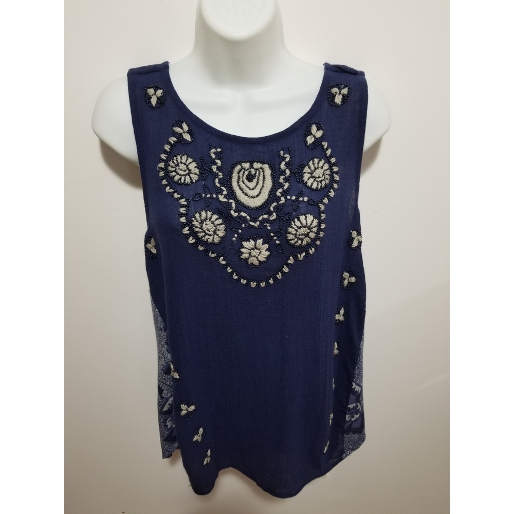 Lucky Brand blue and white top